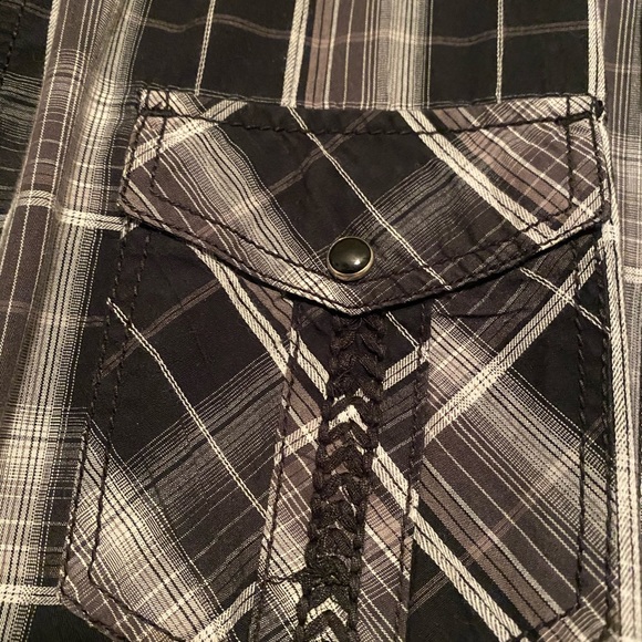 Men’s button down shirt - Picture 2 of 3